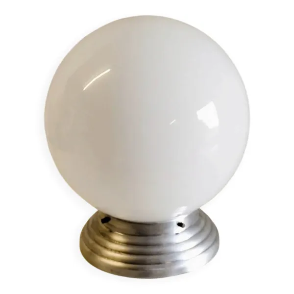 Lampe à poser globe opaline XXL diam. 30 cm - mid. XXeme