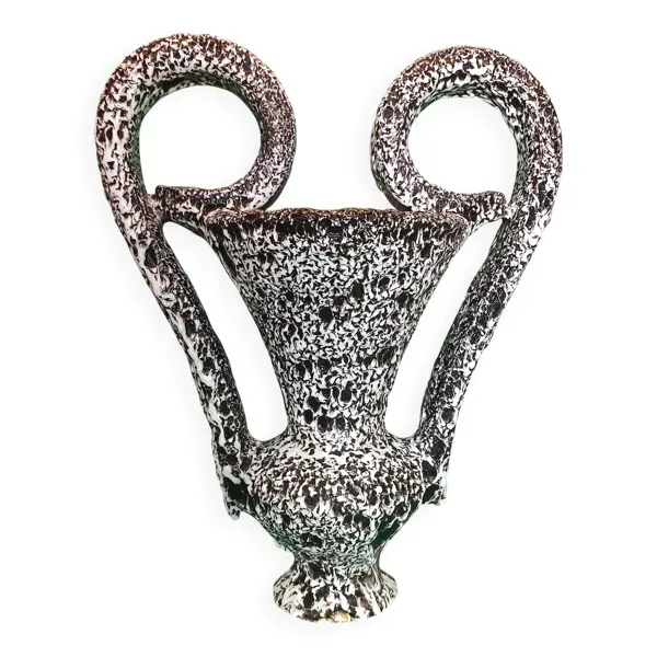 Vase ''Canthare'' fat lava, Marius Giuge, Vallauris, 1960