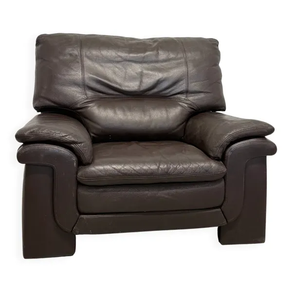 Fauteuil club vintage en cuir marron foncé style années 1980