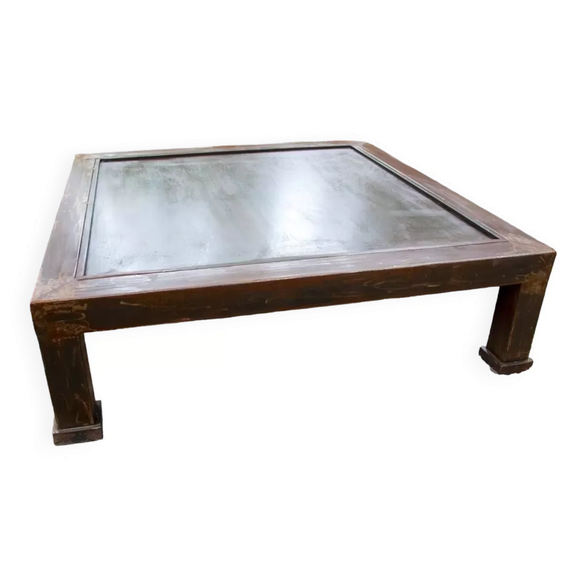 Table basse en métal