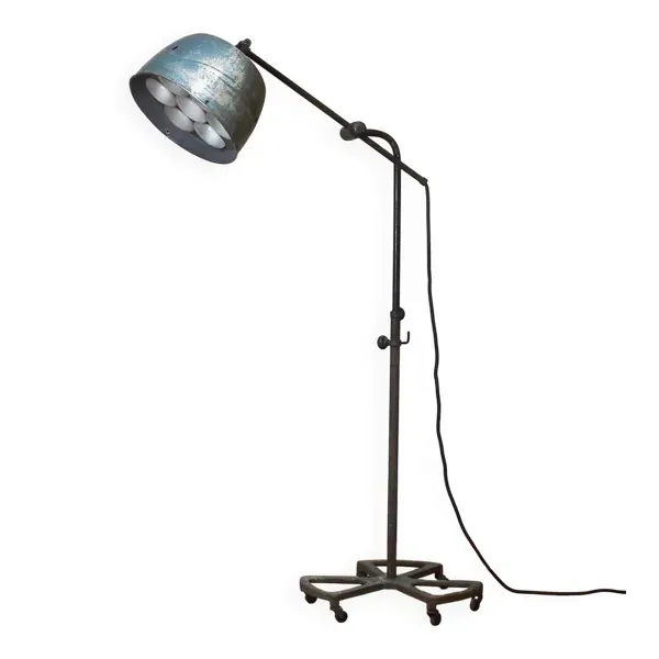 Lampadaire industriel R G Levallois