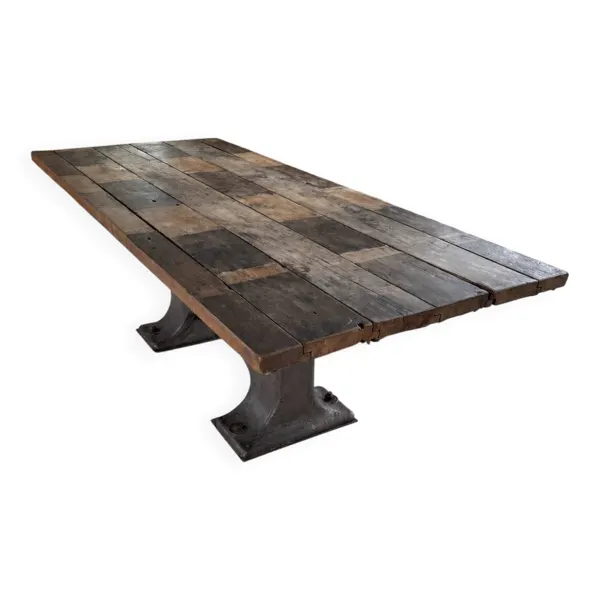 Grande table de métier en bois ancien et fonte - 220 x 95cm