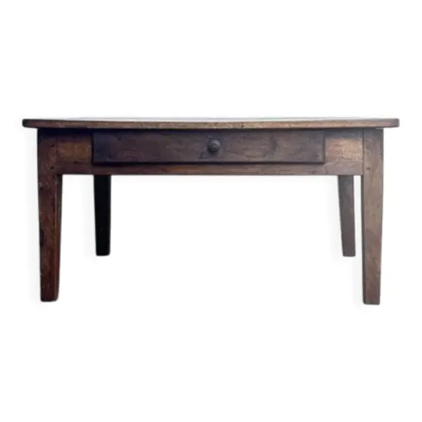 Table basse en bois massif