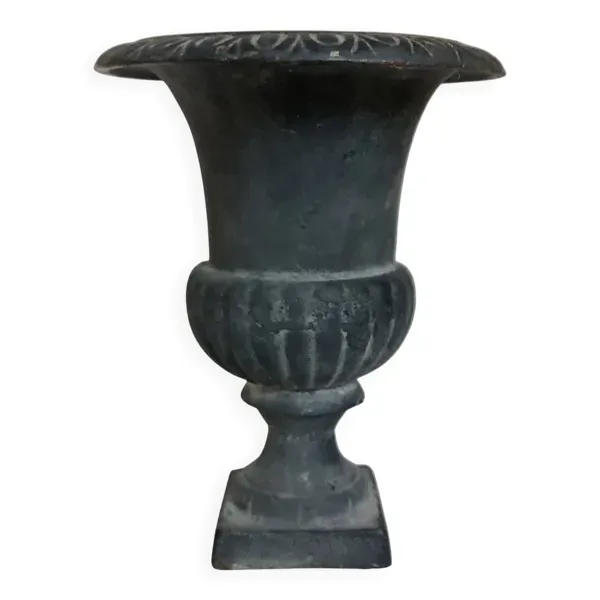 Vase Médicis jardinière en fonte
