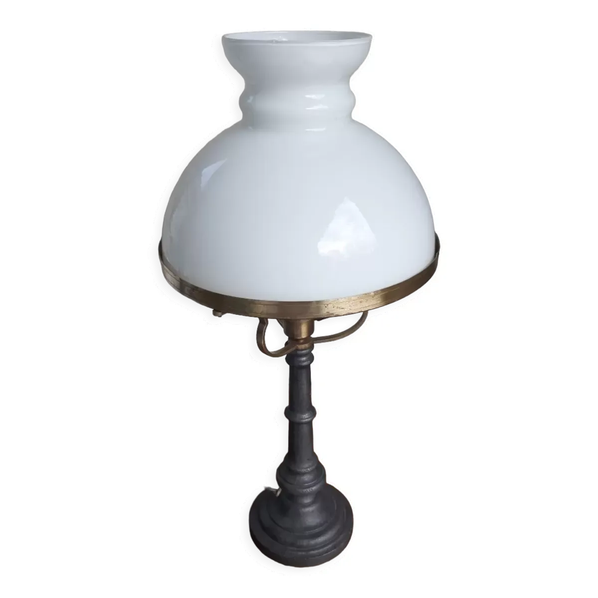 Lampe à poser opaline