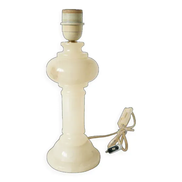 Pied de lampe en albâtre 1970