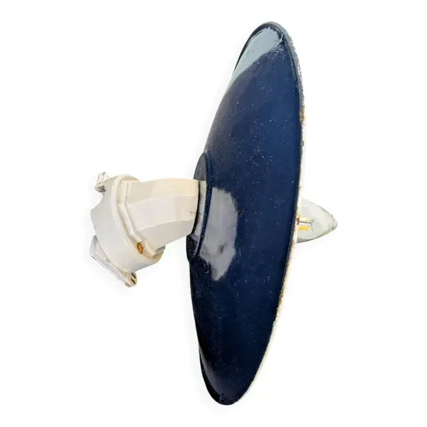 Applique murale ancienne en émail bleu, esprit atelier