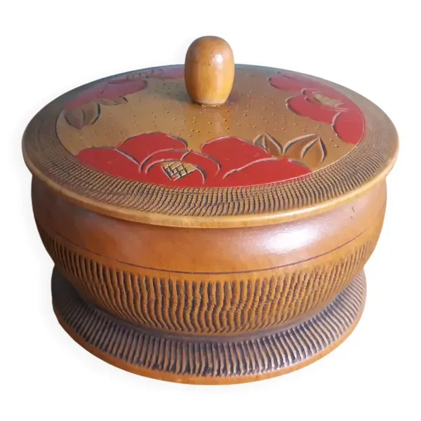 Pot à tabac, boite en bois tourné, ciselée et peinte, années 20 ou 30