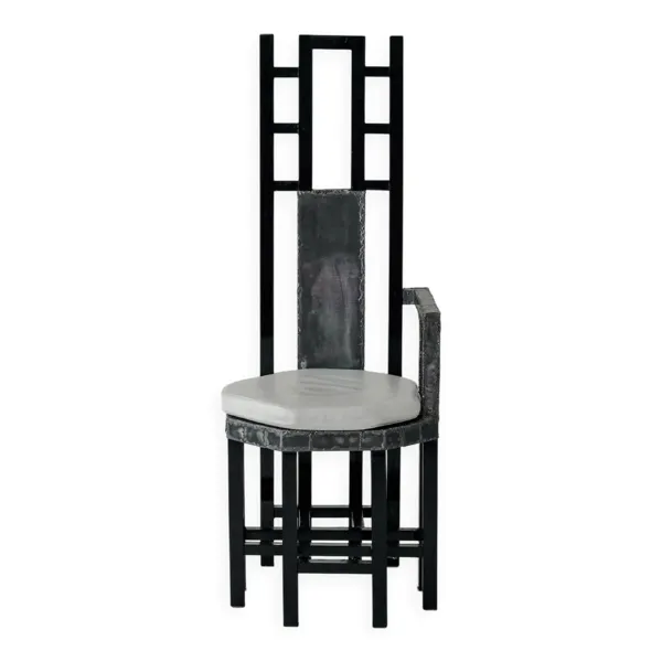 Chaise de trône postmoderne en bois laqué noir, structure en fer