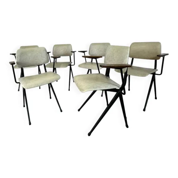 6 chaises industrielles en acier de style Mid-Century avec accoudoirs en bois de Marko