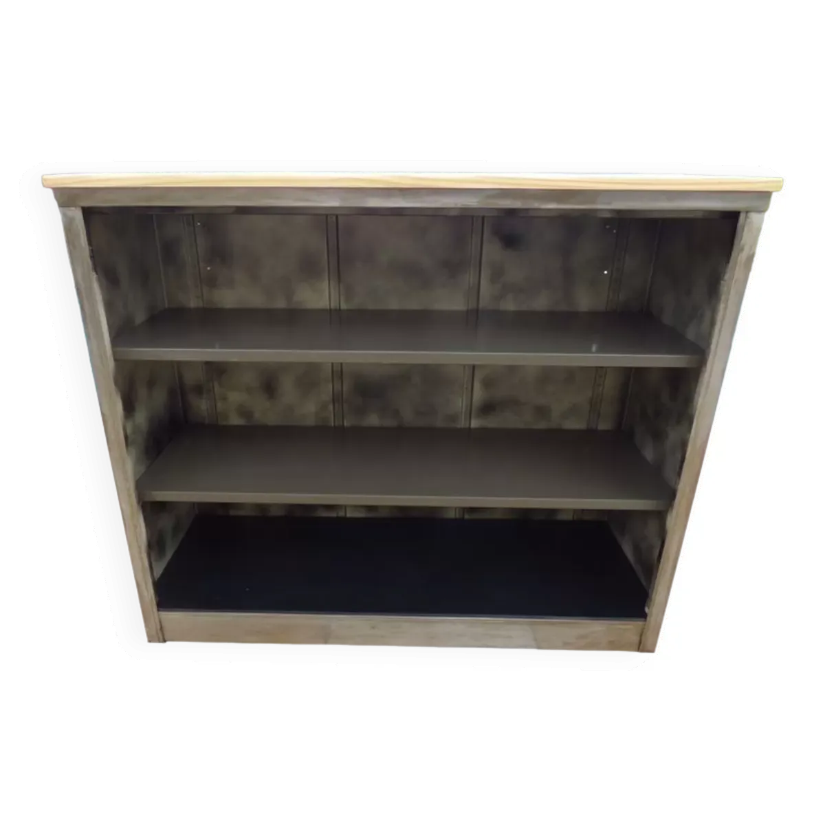 Meuble bas industriel en métal  passe partout avec dessus bois