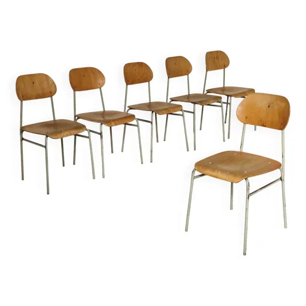 Lot de 6 chaises d'école métal et bois
Ex Tchécoslovaquie 1960