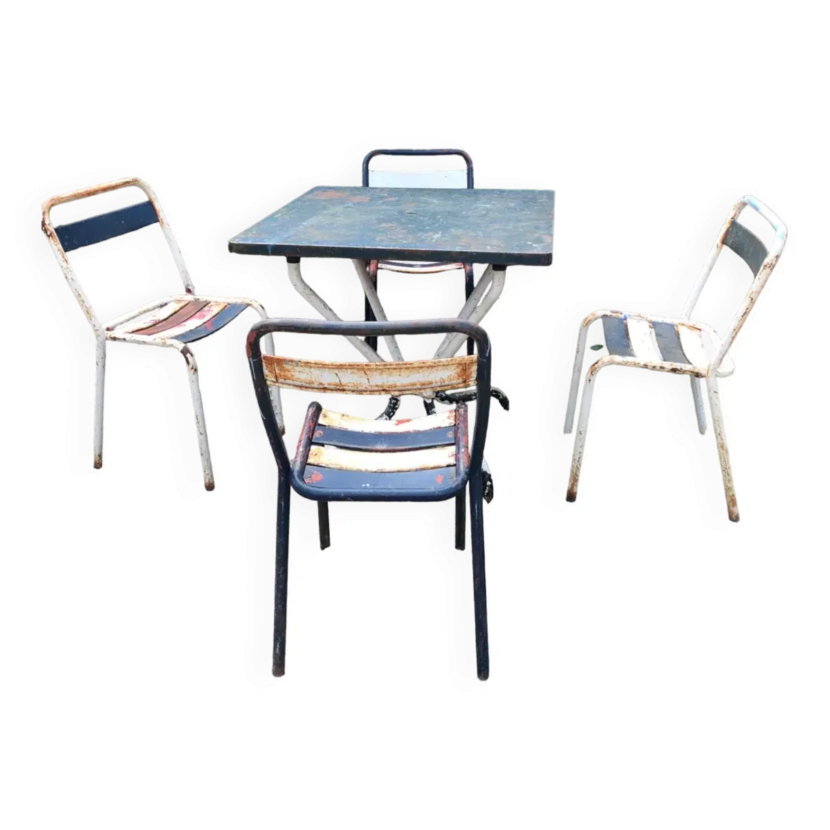 Table Hélix avec ses 4 chaises