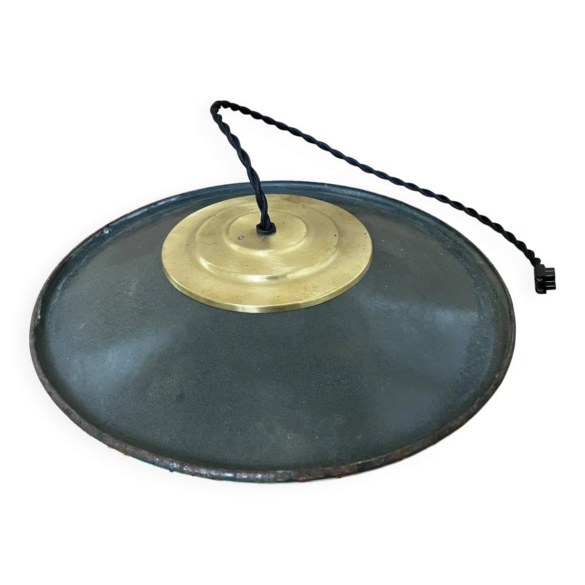 Suspension industrielle ancienne