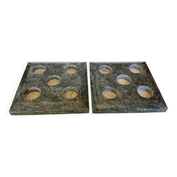 Paire de bougeoirs en marbre vert