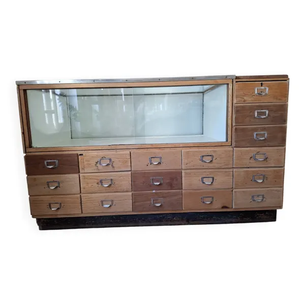 Ancien meuble de métier (quincallerie) à tiroirs début XXème