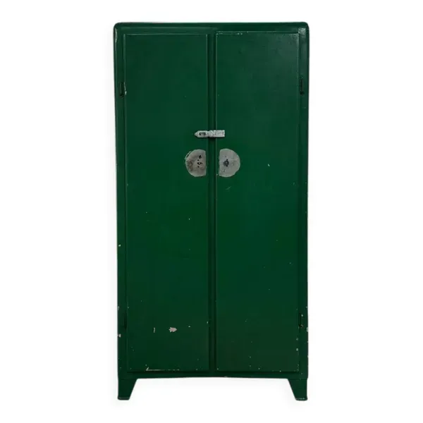 Armoire vintage en métal vert