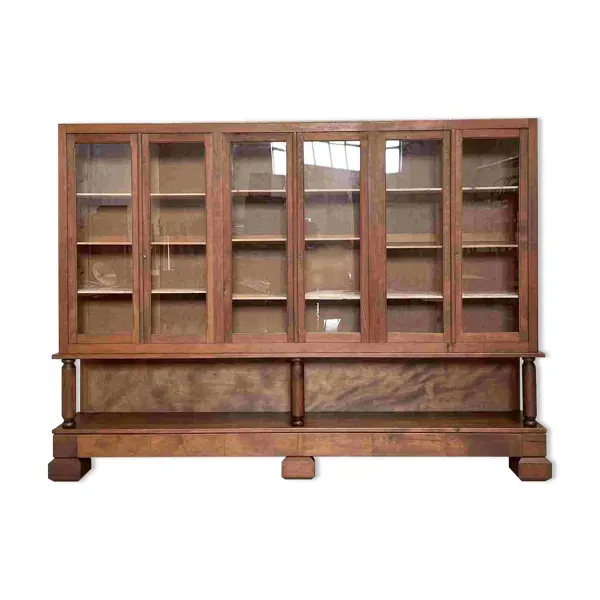 Meuble de métier vitrine en bois massif.