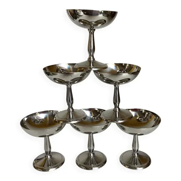 6 coupes à pied avec une frise à glace argenté en métal