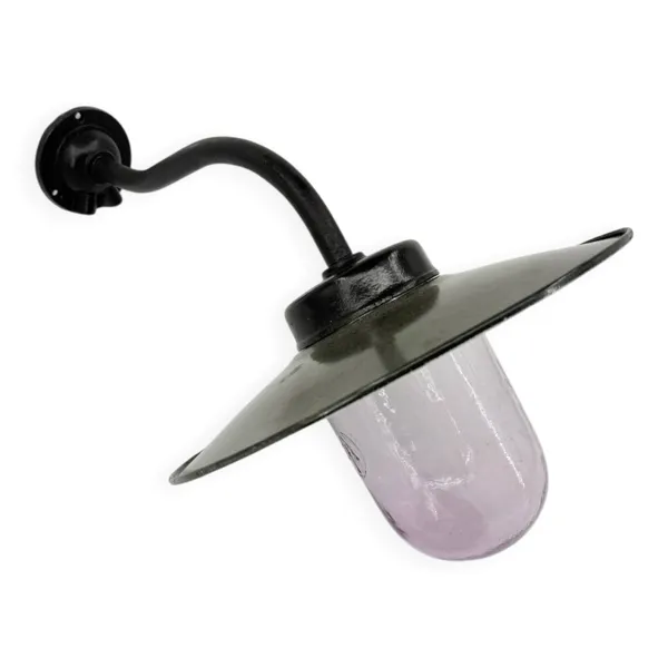 Lampe de cour