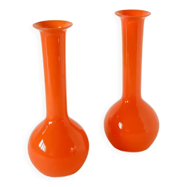 Paire de vases en opaline, orange, design, 1970