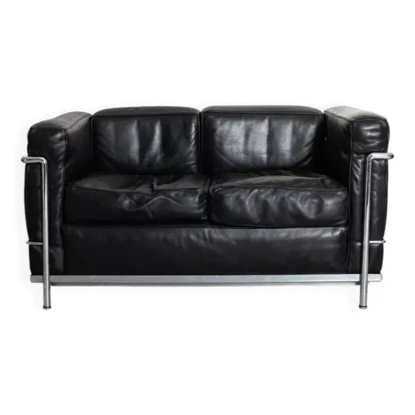 LC2 Two-Seater Sofa in Leather by Le Corbusier & Pierre Jeanneret