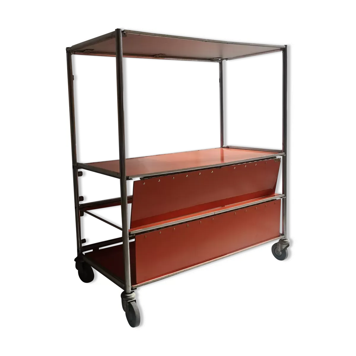 Desserte bibliothèque à roulette en metal chromé industrielle