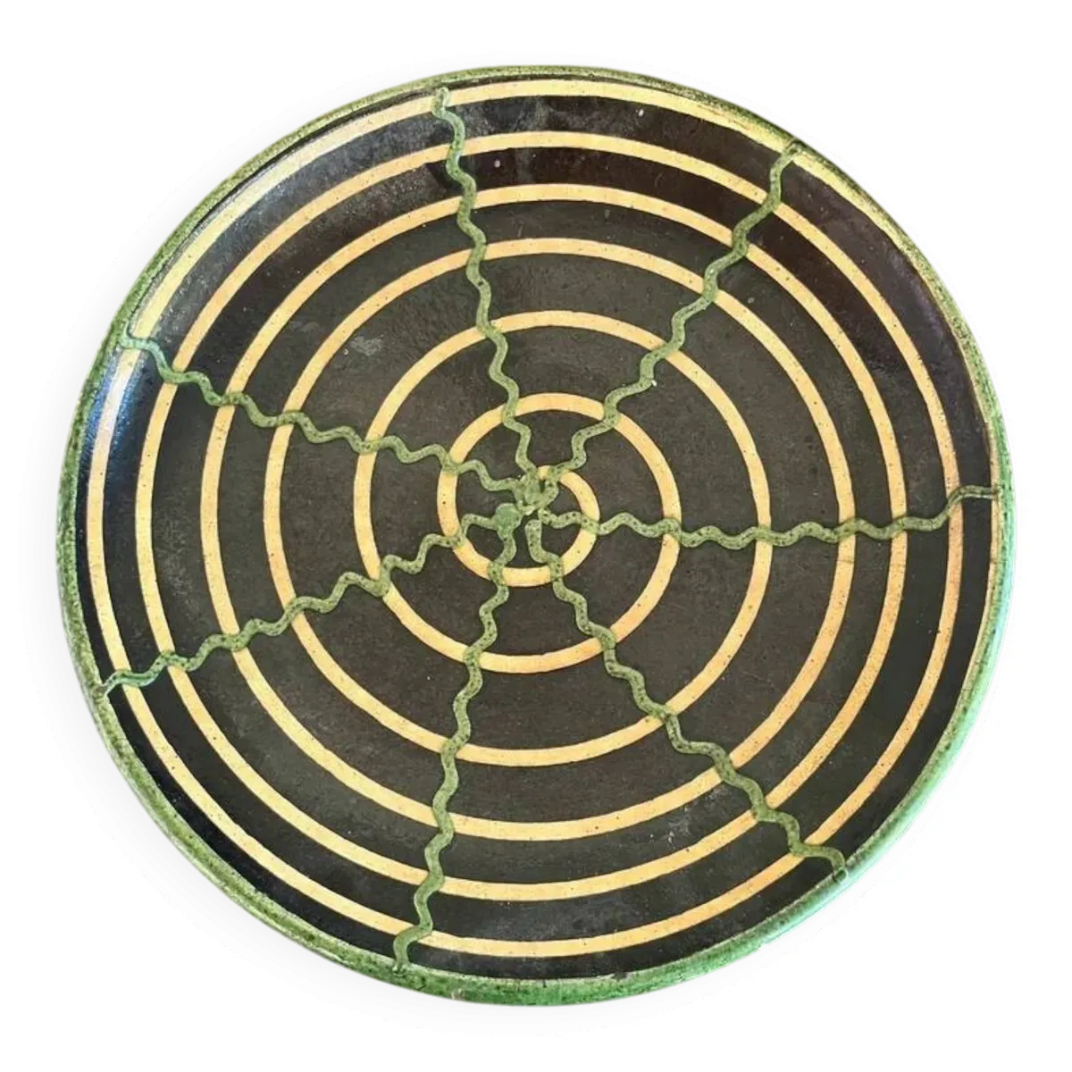 Plat en céramique - atelier primavera (1912-1960)