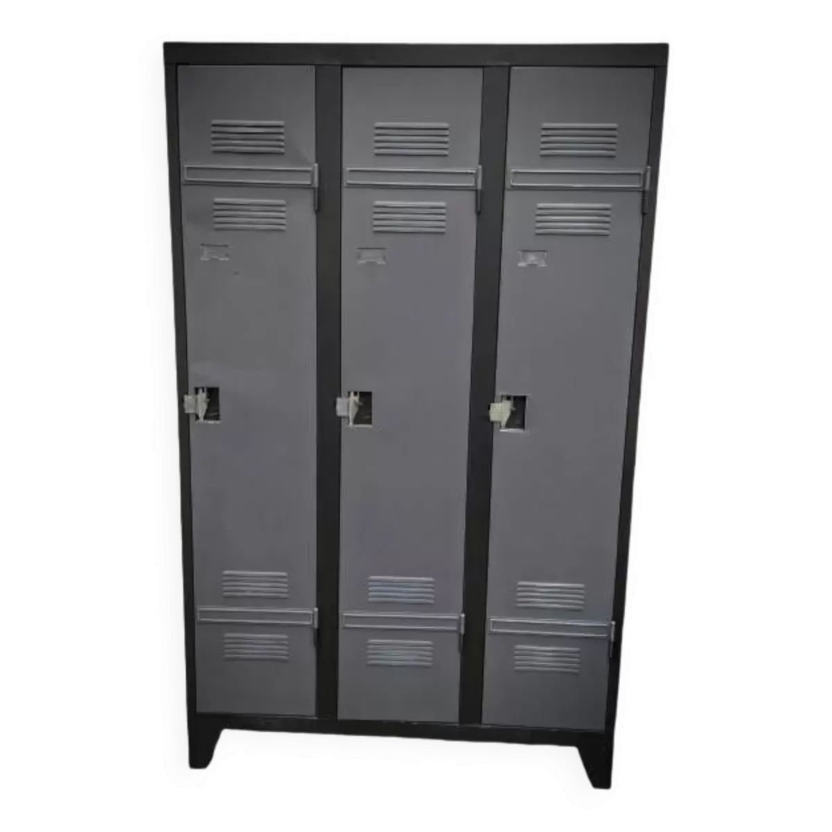 Armoire vestiaire métallique