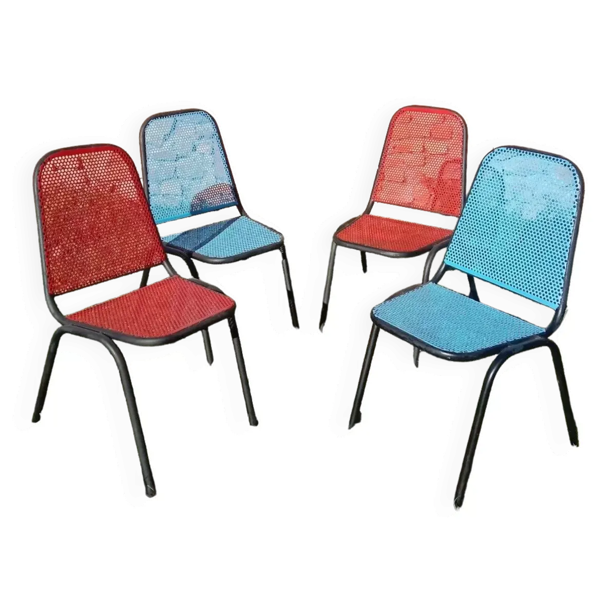 Chaise métal ajourées