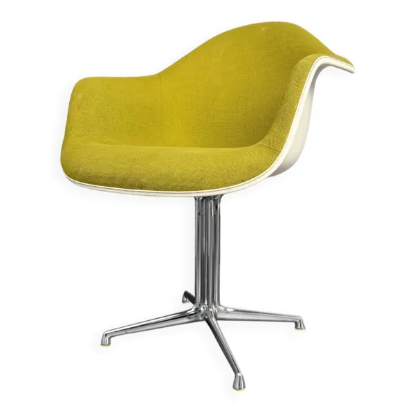 Le fauteuil Fonda par Charles et Ray Eames pour Vitra, Allemagne, années 1960.