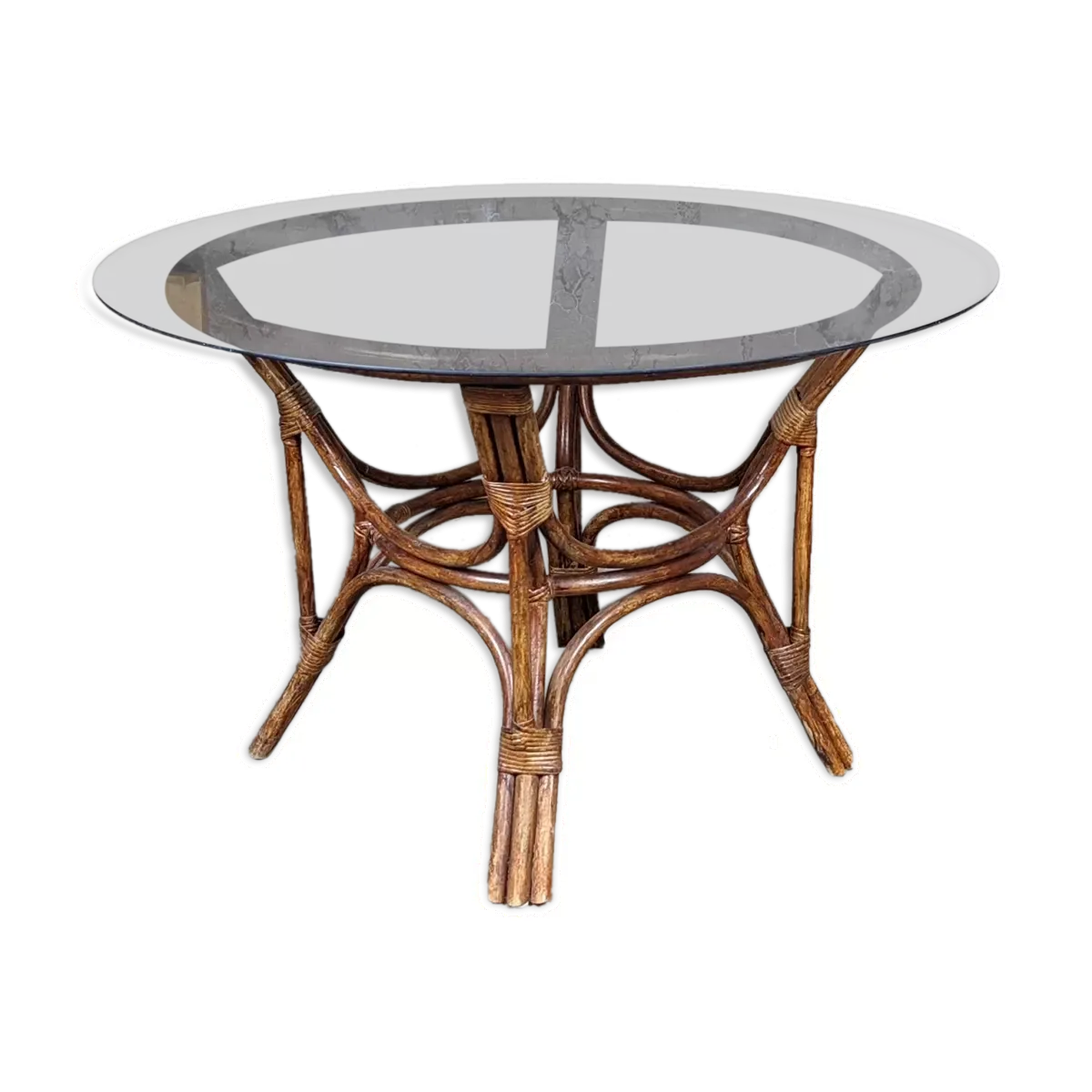 Table à manger en rotin