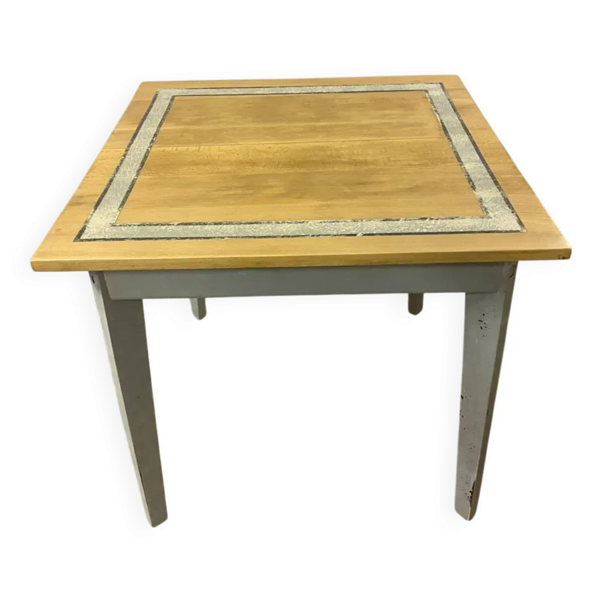 Petite table de bistrot