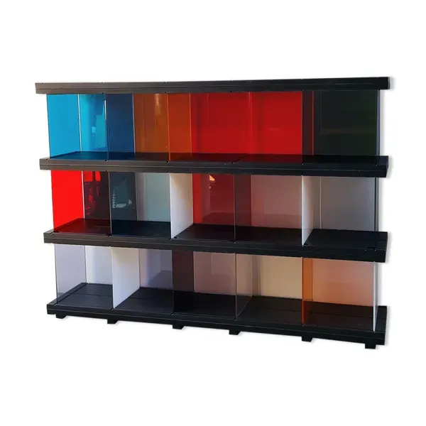 Bibliothèque '' hommage à charlotte '' des Frères Bouroullec