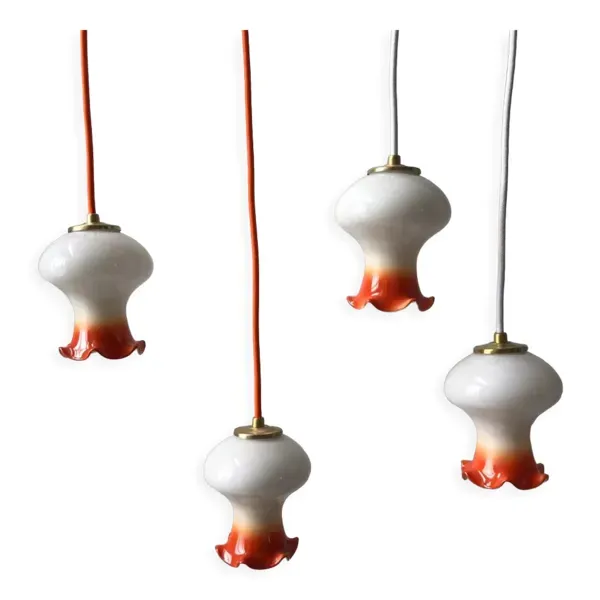 Ensemble de 4 suspensions tulipes en opaline orange dégradé fil orange et blanc années 70