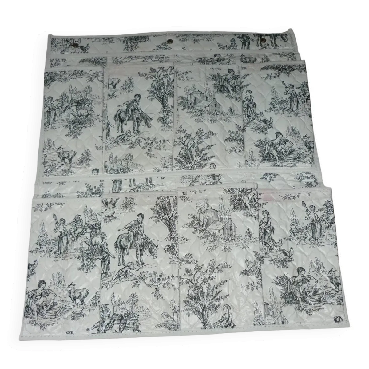 Rangement mural à soufflets