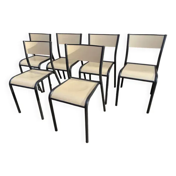6 chaises d’écolier