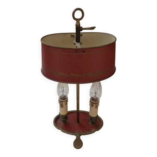 Ancienne lampe en bronze argenté , mis à par les bras qui ne sont pas argen