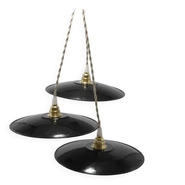 Suspensions en tôle émaillée noire