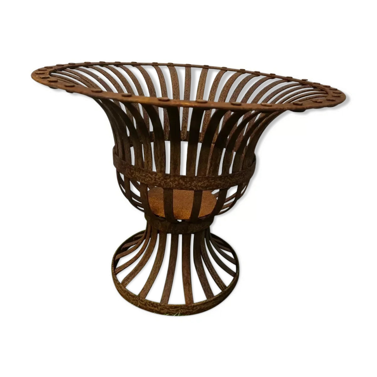 Médicis en fer riveté