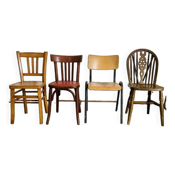 Ensemble de 4 chaises dépareillées