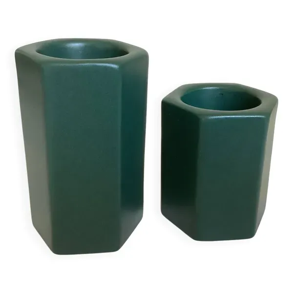 Paire de bougeoirs verts