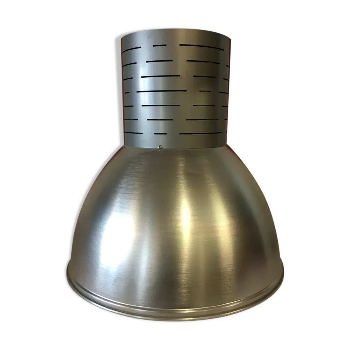 Suspension métal aluminium atelier usine