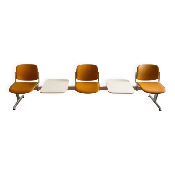 Banquette d’attente vintage 3 places avec tablettes intégrées-Année 70