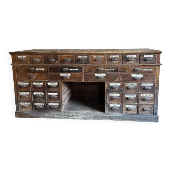 aNcien meuble de métier authentique