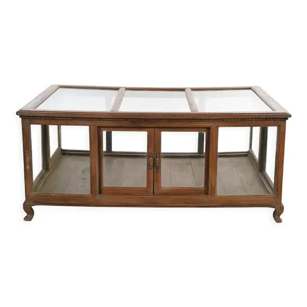 Vitrine de présentation en bois sur pieds