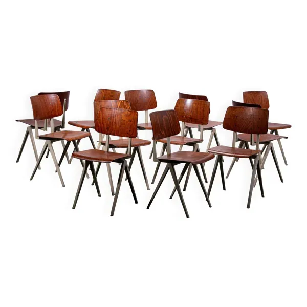 Chaise S16 par Galvanitas. Environ 1970.