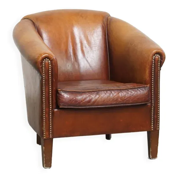 Fauteuil club en cuir de mouton couleur cognac