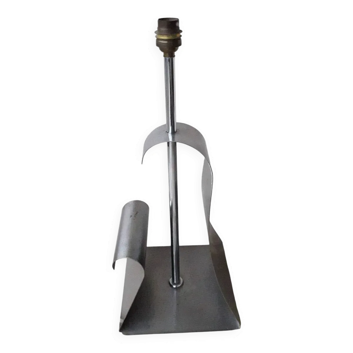 Pied de lampe métal