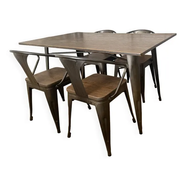 Table à manger et 4 chaises